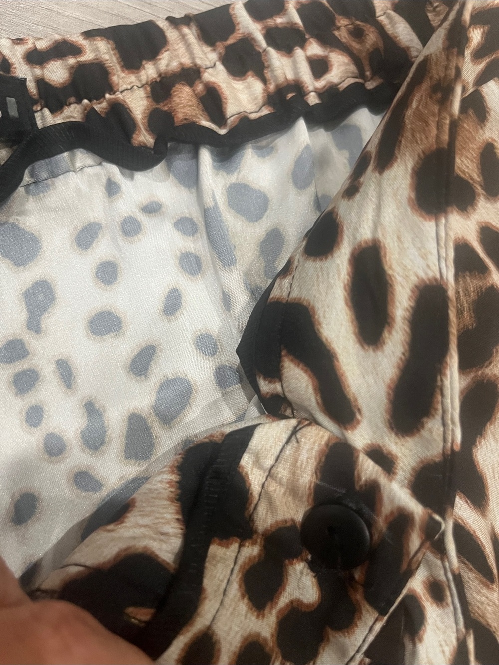 ✨Zara Leopard Print Pants✨ - Picture 5 of 7